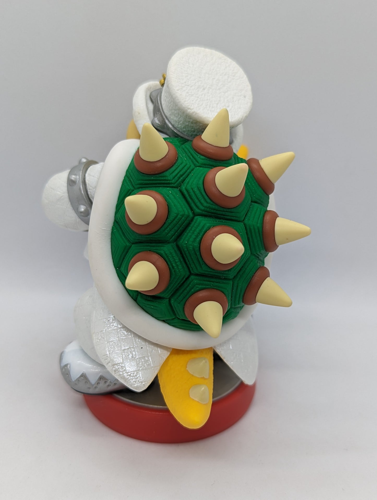 Bowser Wedding Outfit Amiibo (Loose)
