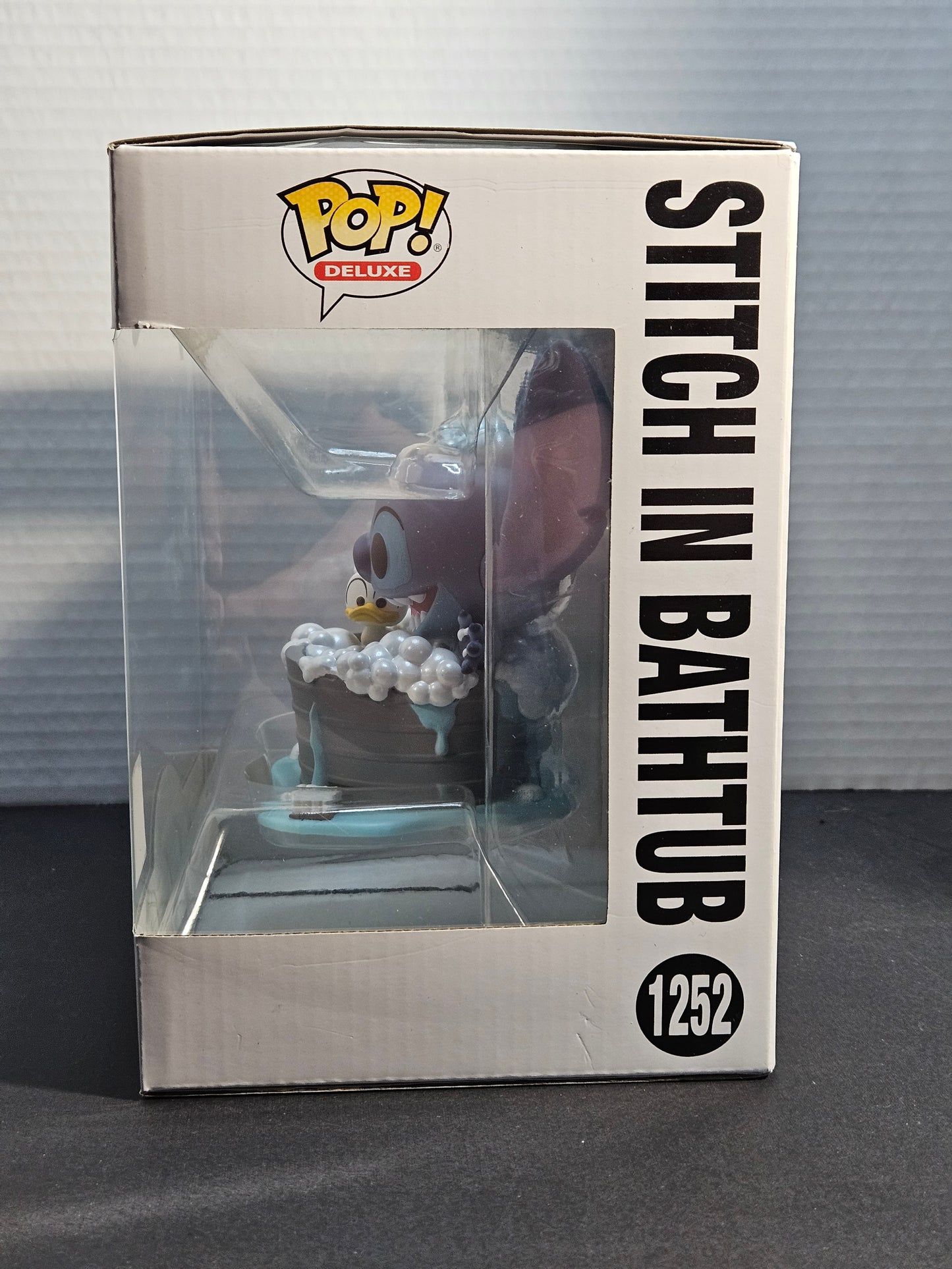 Funko Disney 1252 Stitch In Bathtub (HT Expo 2022 Ex.)