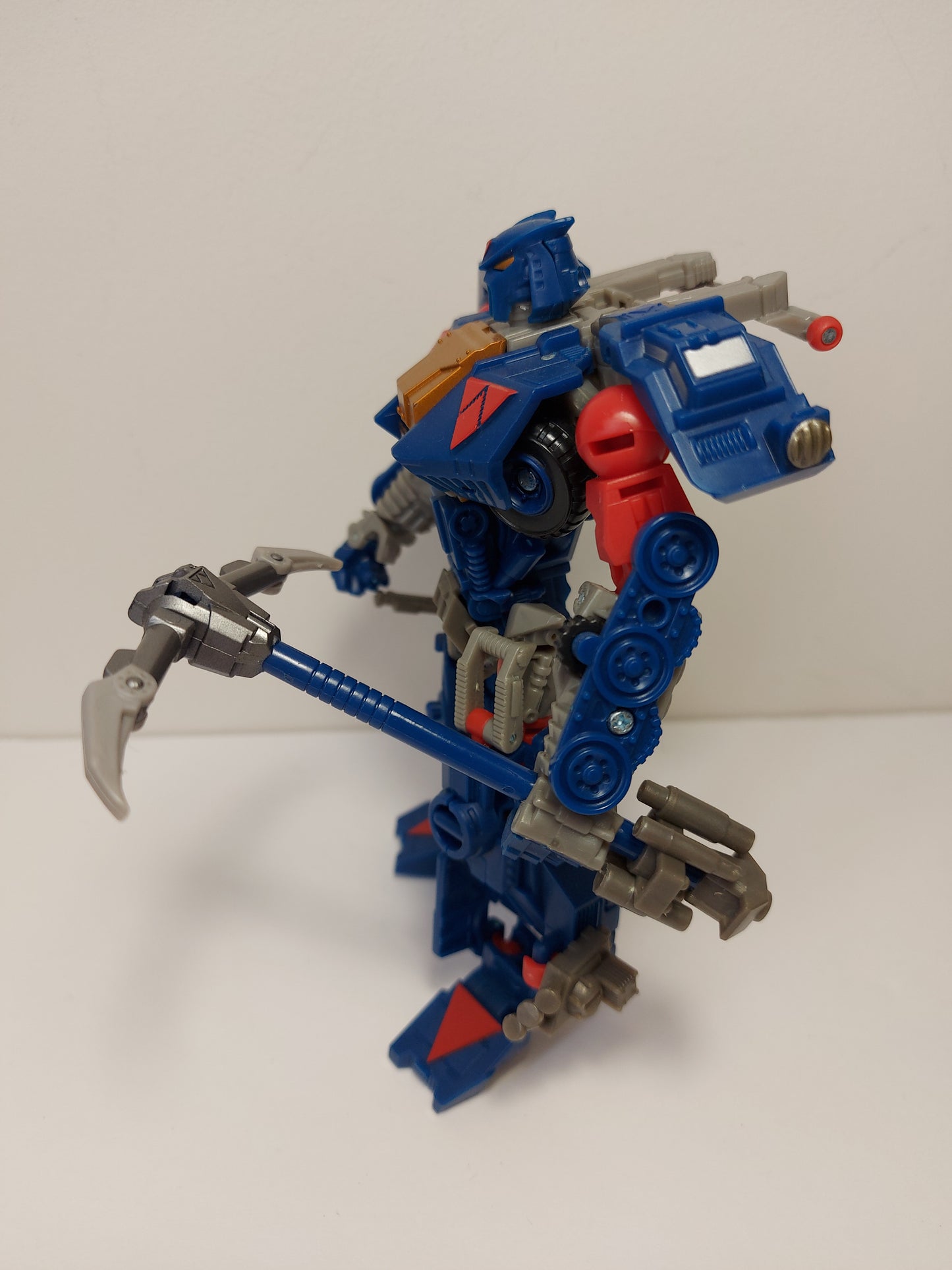 Transformers Generations - Darkmount