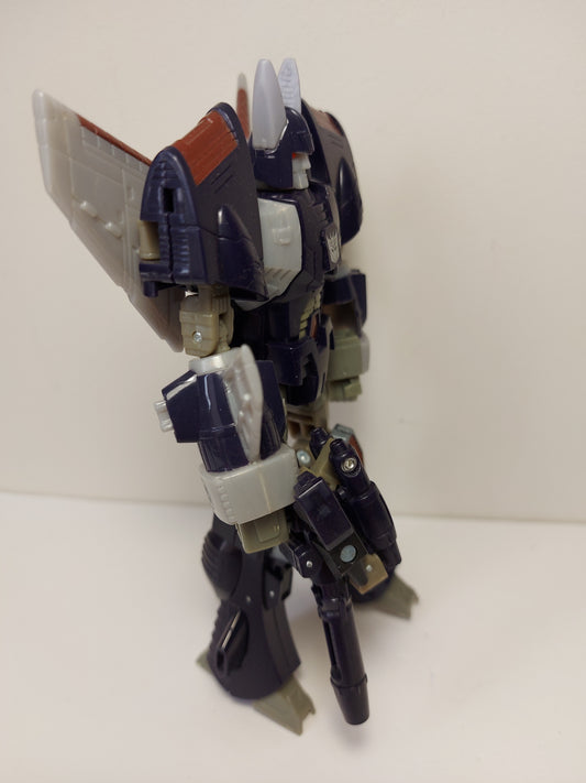 Transformers Universe - Cyclonus w/ Nightstick