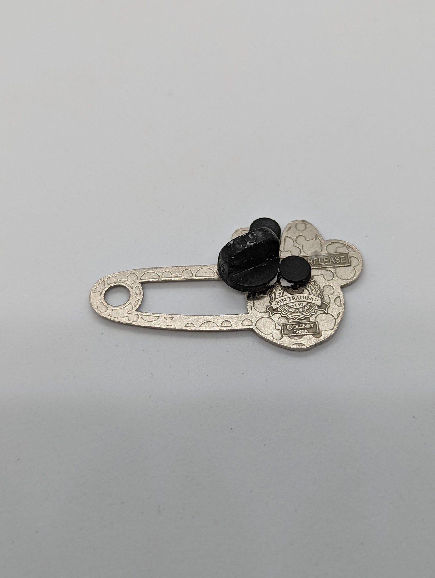 Disney Pin: Minnie Mouse Safety Pin