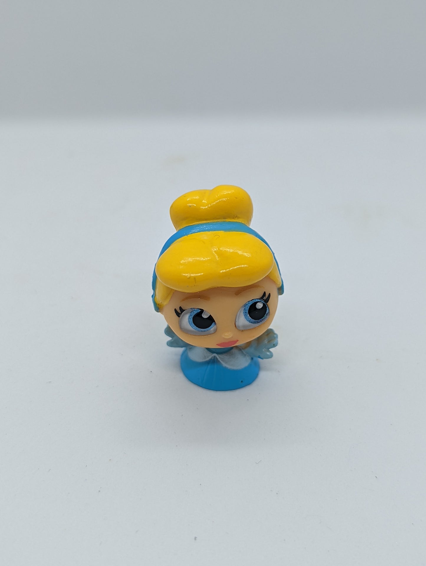 Disney Doorables: (Series 4) Cinderella - Cinderella